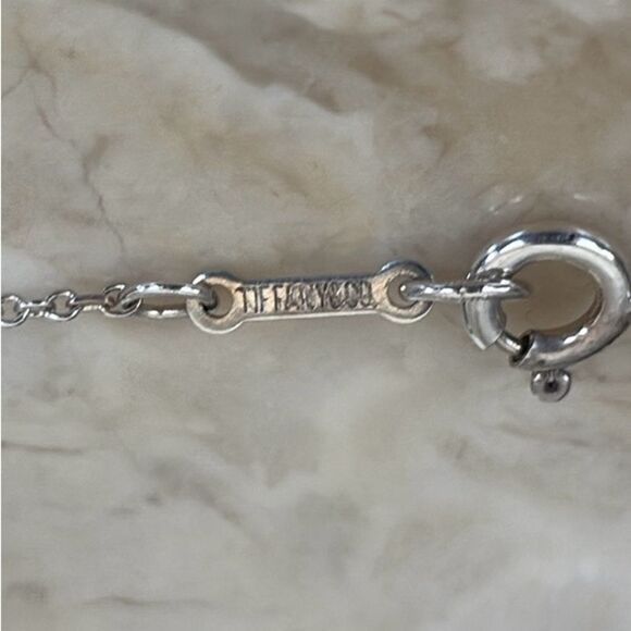 Tiffany & Co. Elsa Peretti Infinity Cross Small Sterling Silver - Picture 8 of 10